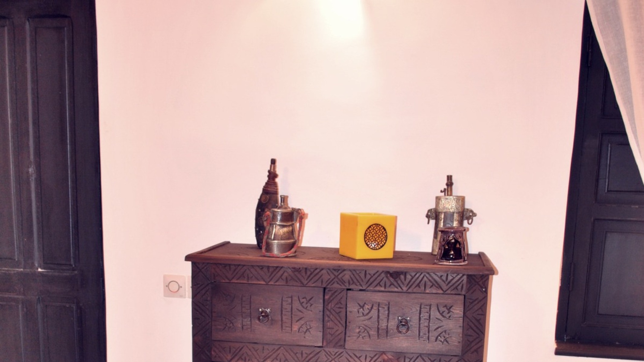 https://www.ztest-riad-essaada.riad-essaada.com/jomres/uploadedimages/1/rooms/4/zag2-5.JPG