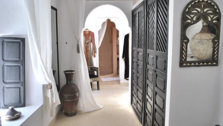 https://www.ztest-riad-essaada.riad-essaada.com/jomres/uploadedimages/1/rooms/5/thumbnail/orientale5-1-old.jpg
