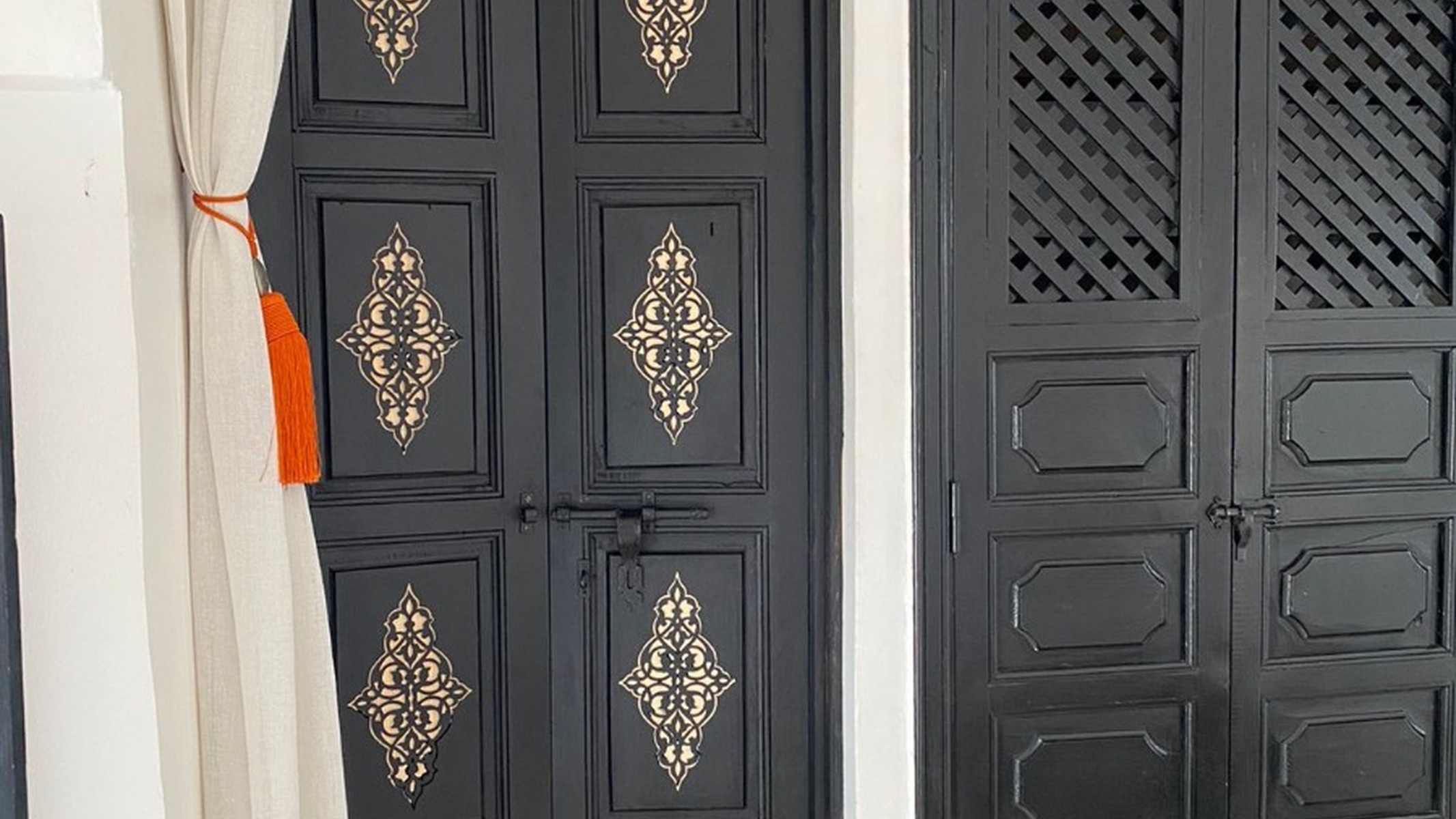 https://www.ztest-riad-essaada.riad-essaada.com/jomres/uploadedimages/1/rooms/6/mille-8-0.jpg